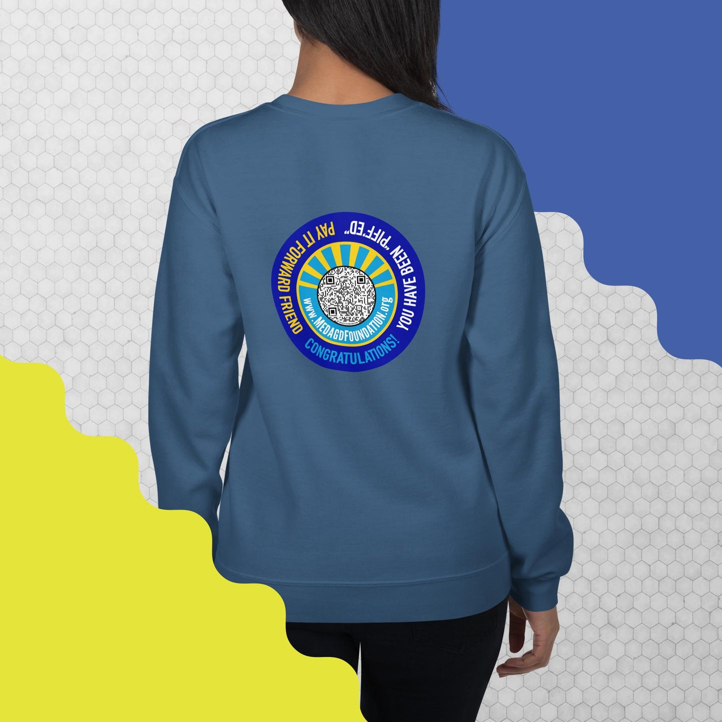 Woman's crewneck sweatshirt