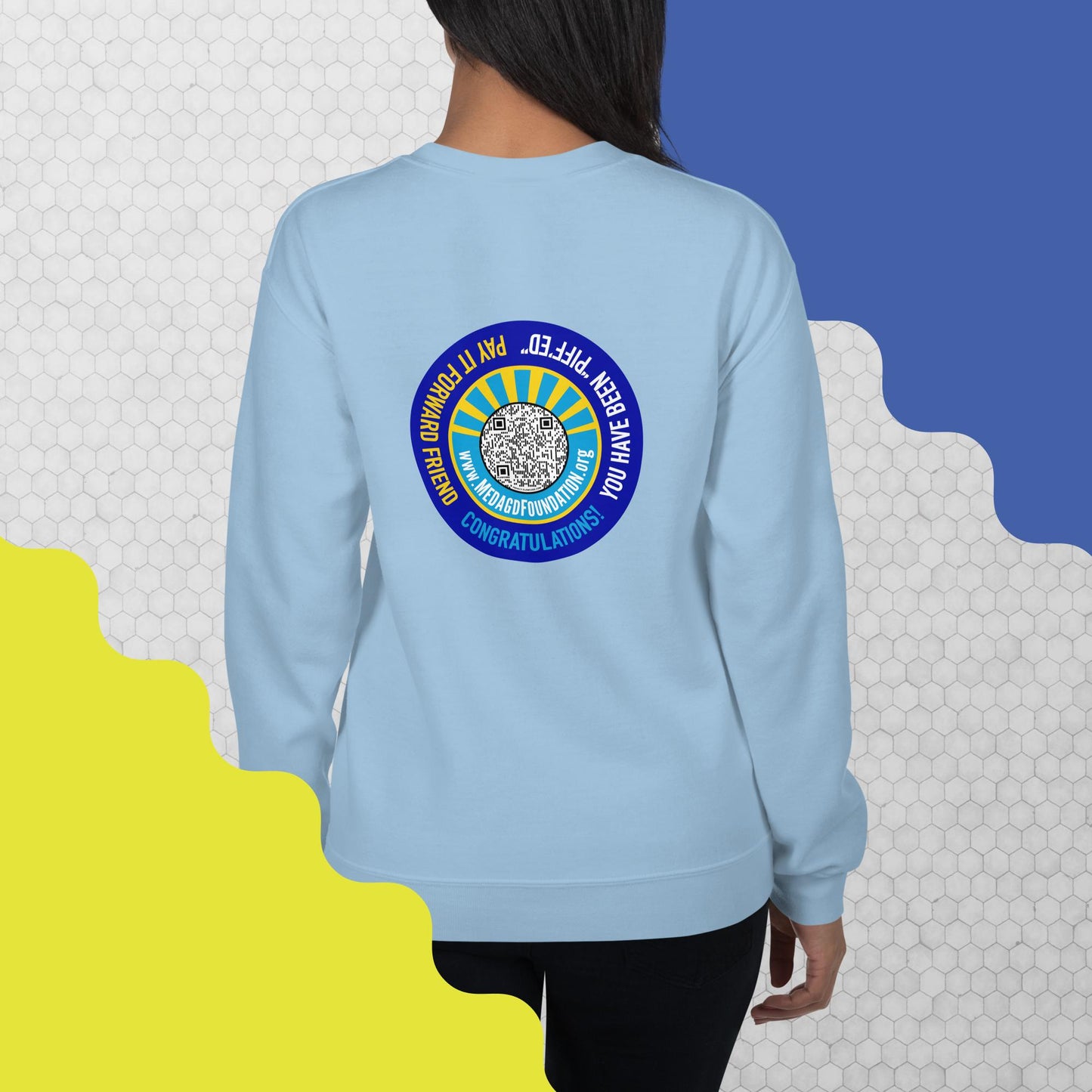 Woman's crewneck sweatshirt