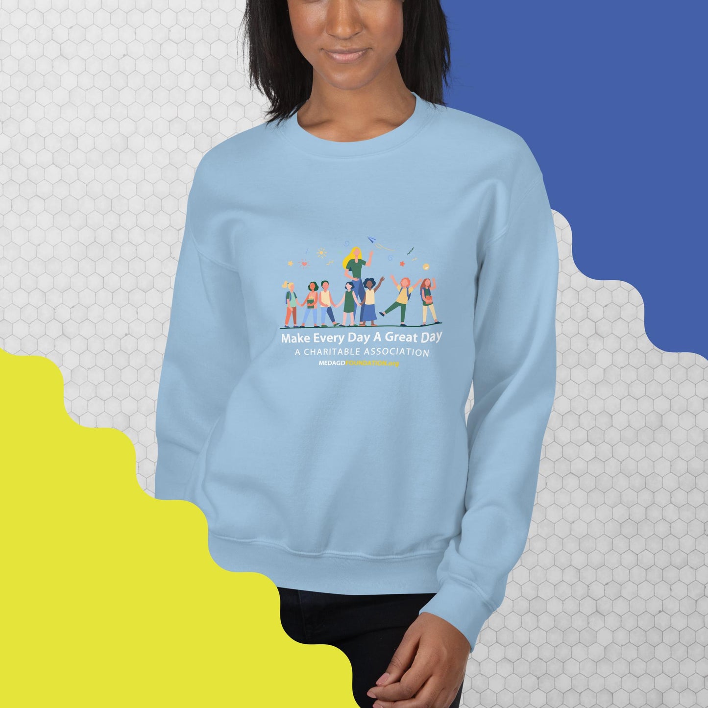 Woman's crewneck sweatshirt