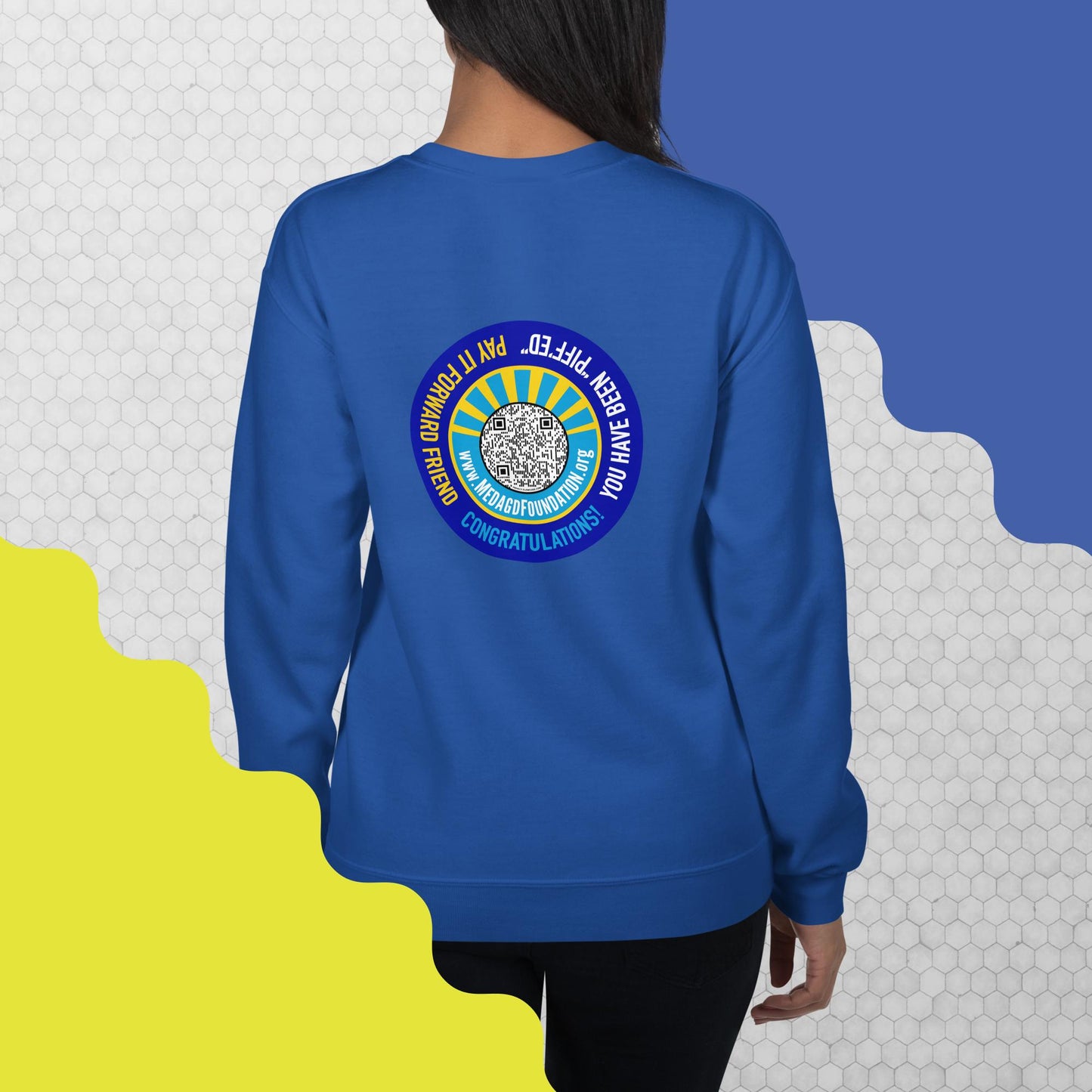 Woman's crewneck sweatshirt